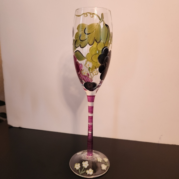 Vintage Grape Decorated Wine Glass - Picture 4 of 11